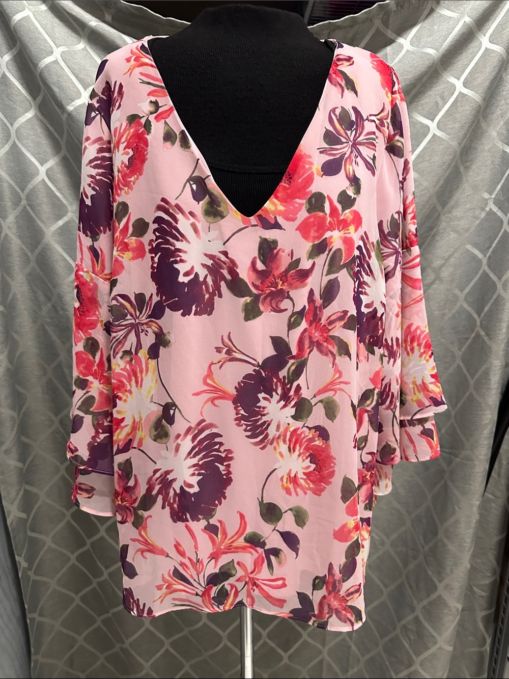Lane Bryant Pink Floral V-Neck Tunic with Purple & Red Accents